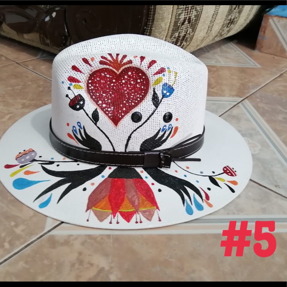 Artesanal hats